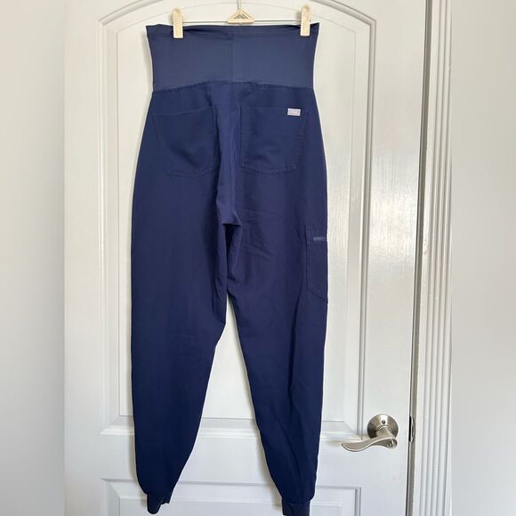 Figs Yola Women's Navy Blue Slim Leg Cargo Maternity Scrub Pants Size XS comfy - Picture 3 of 10